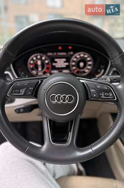Седан Audi A4 2016 в 