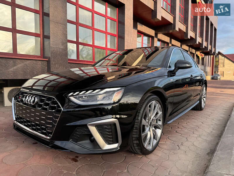 Седан Audi A4 2022 в Киеве фото Седан Audi A4 2022 в Киеве