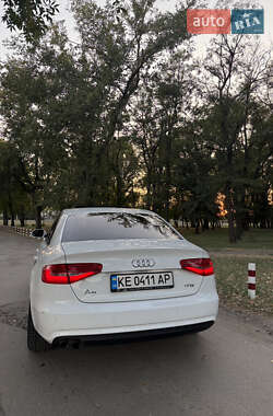 Седан Audi A4 2012 в 