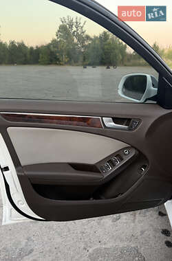Седан Audi A4 2012 в 