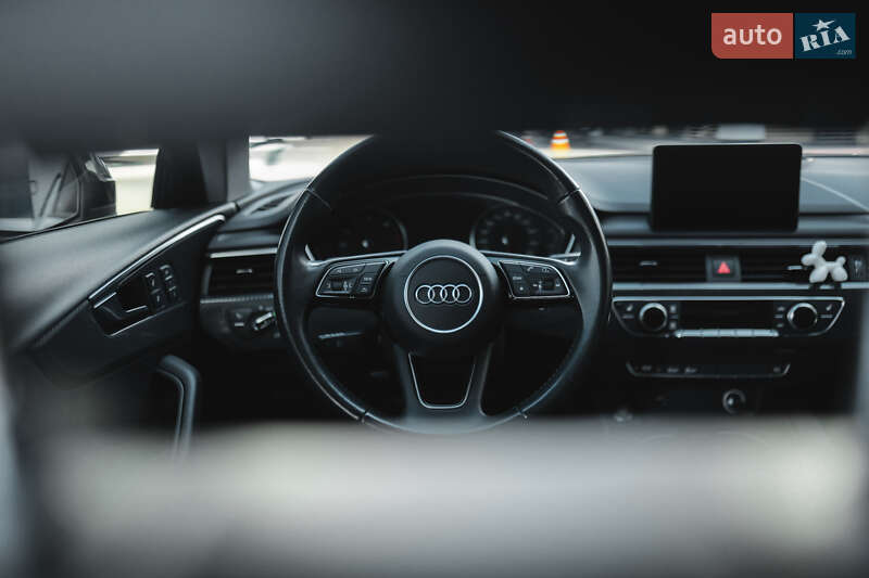 Седан Audi A4 2018 в Києві