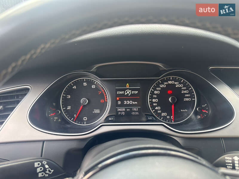 Седан Audi A4 2013 в Киеве