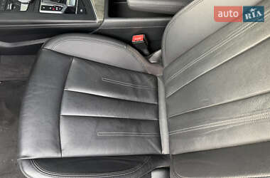 Седан Audi A4 2019 в 