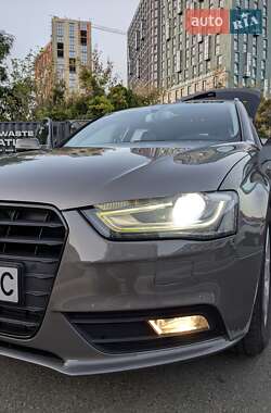 Универсал Audi A4 2013 в 