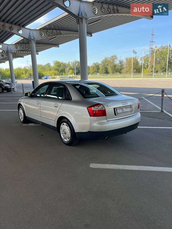 Седан Audi A4 2002 в Запорожье