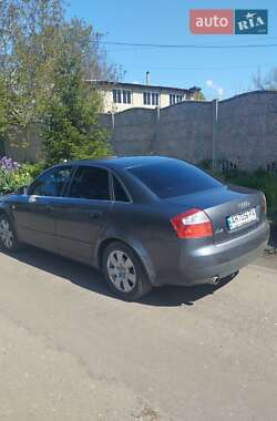 Седан Audi A4 2003 в Павлограді