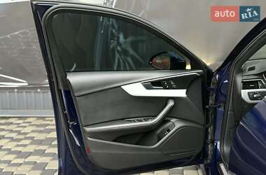 Седан Audi A4 2019 в 