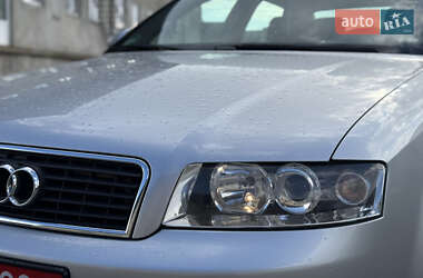 Седан Audi A4 2004 в 