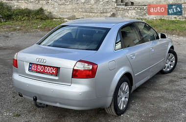 Седан Audi A4 2004 в 