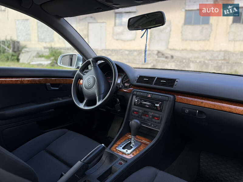 Седан Audi A4 2004 в Тернополі