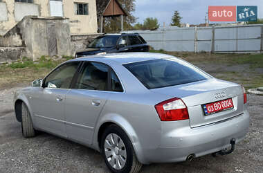 Седан Audi A4 2004 в 
