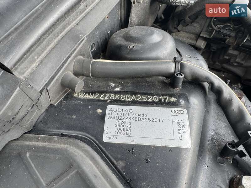 Седан Audi A4 2013 в Калуше
