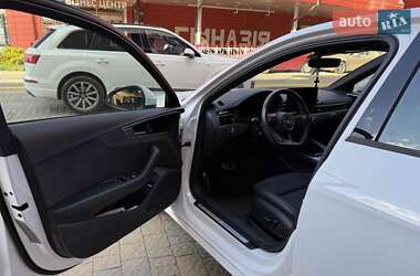Седан Audi A4 2023 в Львові