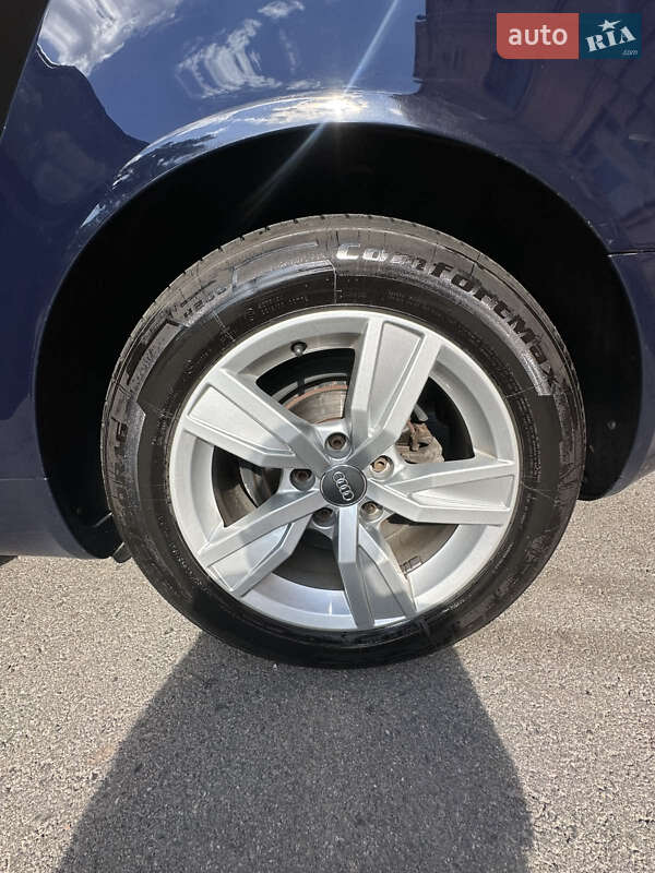 Седан Audi A4 2006 в Полтаве