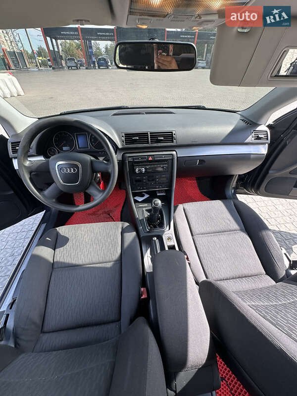 Седан Audi A4 2006 в Полтаве