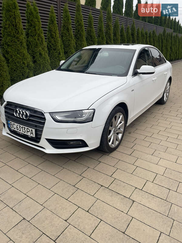 Седан Audi A4 2013 в 