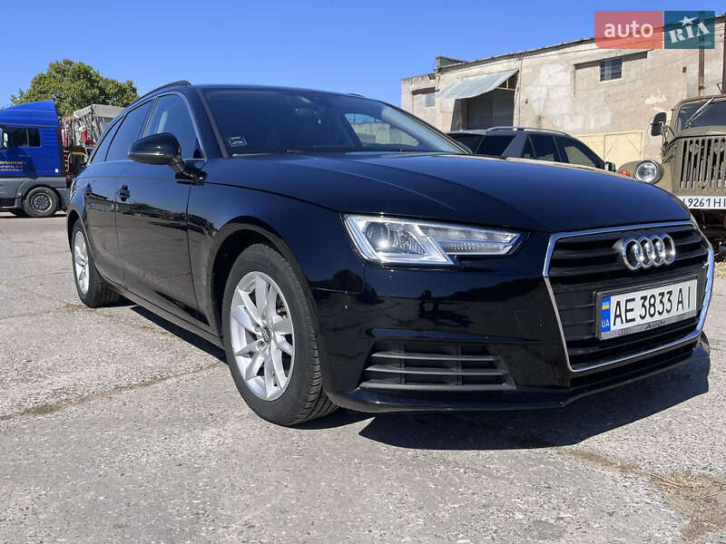 Універсал Audi A4 2017 в Одесі
