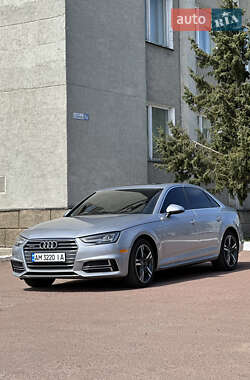 Седан Audi A4 2017 в Овручі