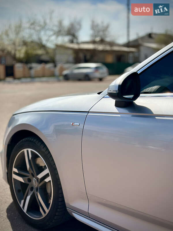 Седан Audi A4 2017 в Овруче
