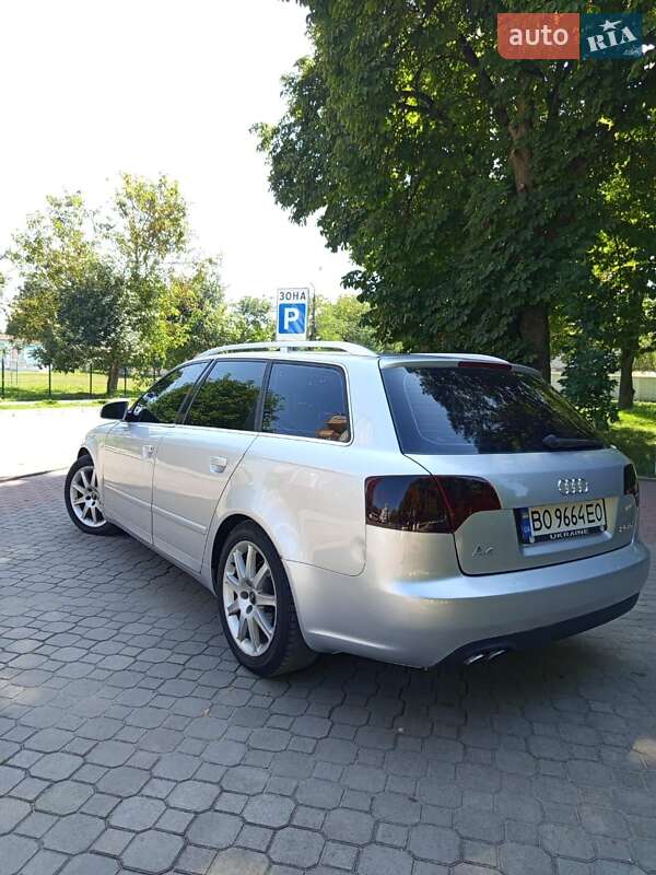 Універсал Audi A4 2004 в Волочиську