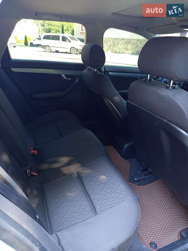 Універсал Audi A4 2004 в Волочиську