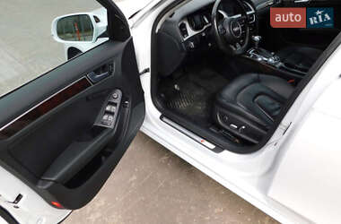 Седан Audi A4 2015 в 