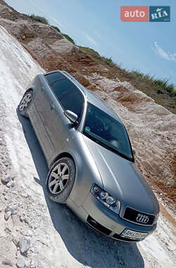 Универсал Audi A4 2004 в Казатине