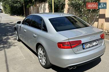Седан Audi A4 2014 в 