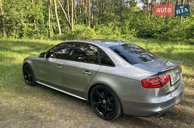 Седан Audi A4 2015 в 