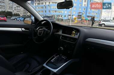Седан Audi A4 2009 в 