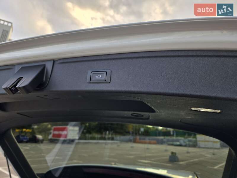 Универсал Audi A4 2016 в Киеве фото 12 Универсал Audi A4 2016 в Киеве