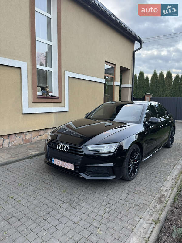 Седан Audi A4 2018 в Луцке