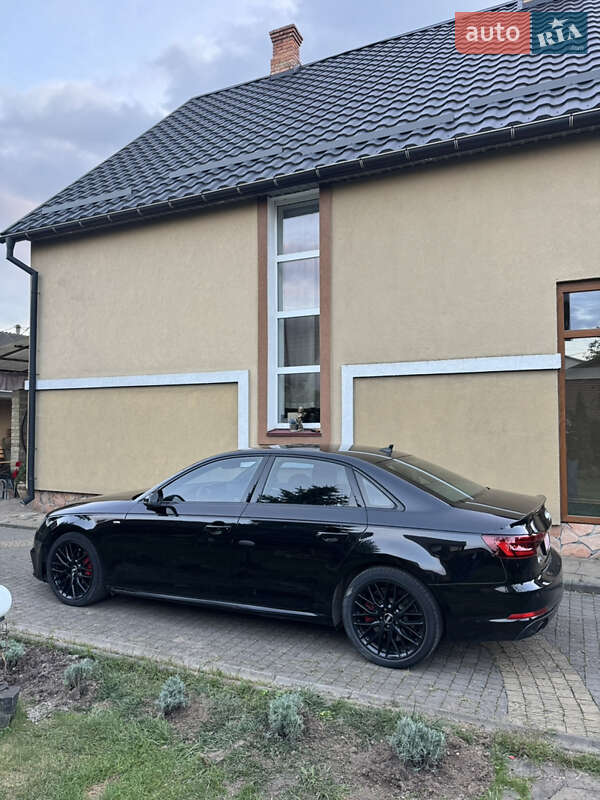 Седан Audi A4 2018 в Луцке