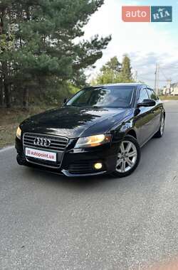Седан Audi A4 2011 в Белогородке
