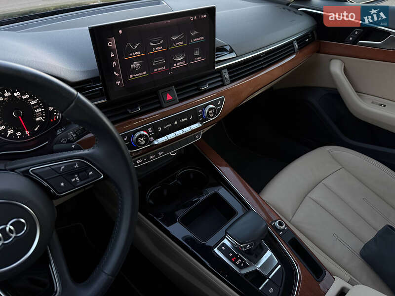 Седан Audi A4 2020 в Кривом Роге