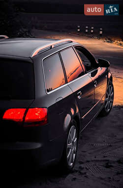 Универсал Audi A4 2005 в 