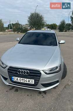 Седан Audi A4 2014 в Богуславе
