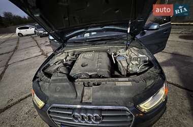 Седан Audi A4 2015 в 