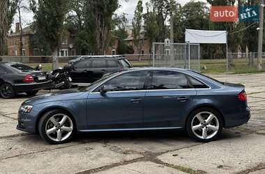 Седан Audi A4 2015 в 