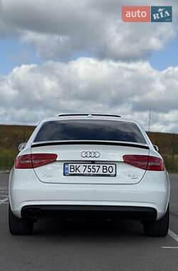 Седан Audi A4 2013 в 