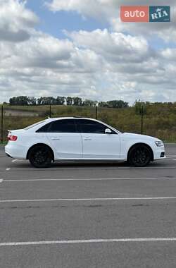 Седан Audi A4 2013 в 