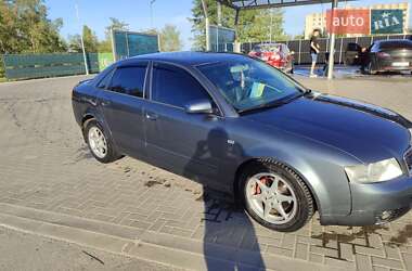 Седан Audi A4 2005 в 
