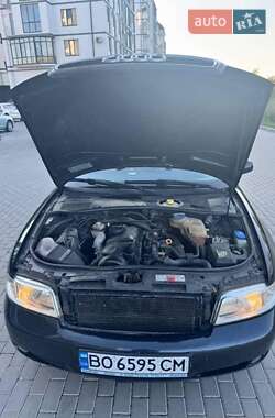 Универсал Audi A4 2000 в 