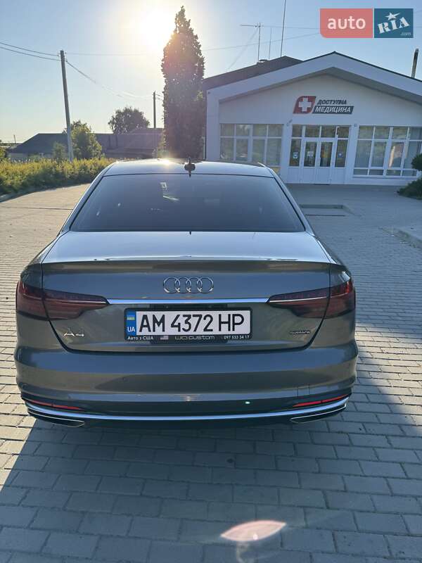 Седан Audi A4 2022 в Бердичеве