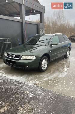 Универсал Audi A4 2000 в 