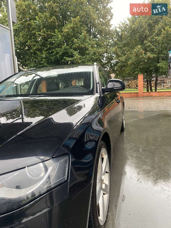 Универсал Audi A4 2009 в Луцке