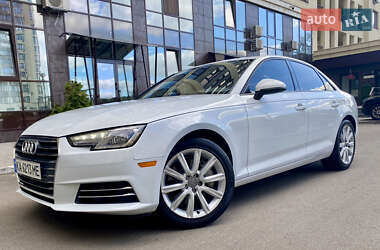 Седан Audi A4 2016 в Киеве