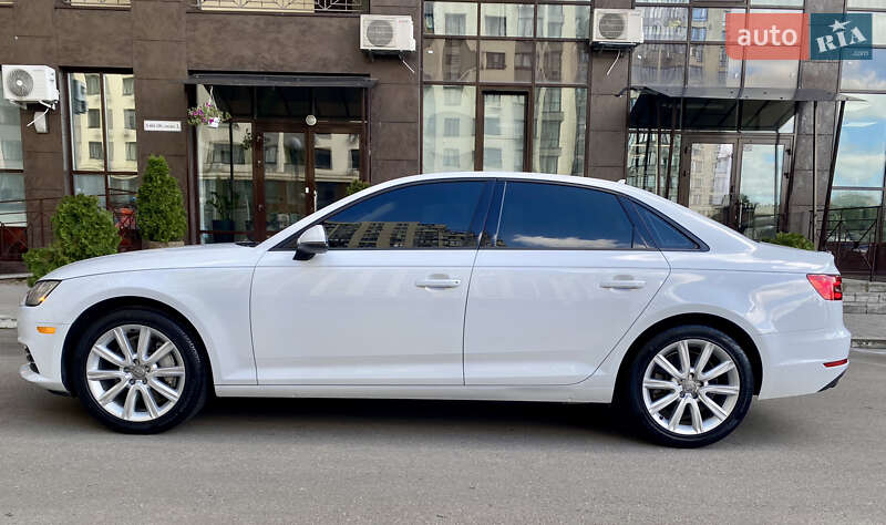 Седан Audi A4 2016 в Києві