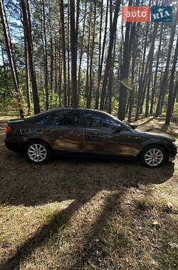 Седан Audi A4 2012 в 