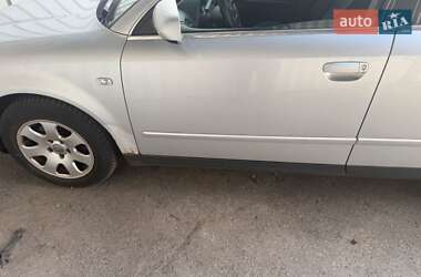 Седан Audi A4 2002 в 